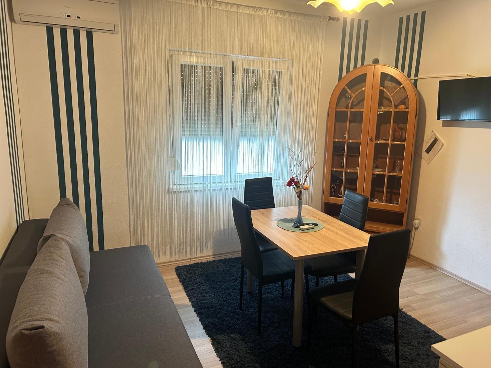 Guest House Ana ซาดาร์ ภายนอก รูปภาพ