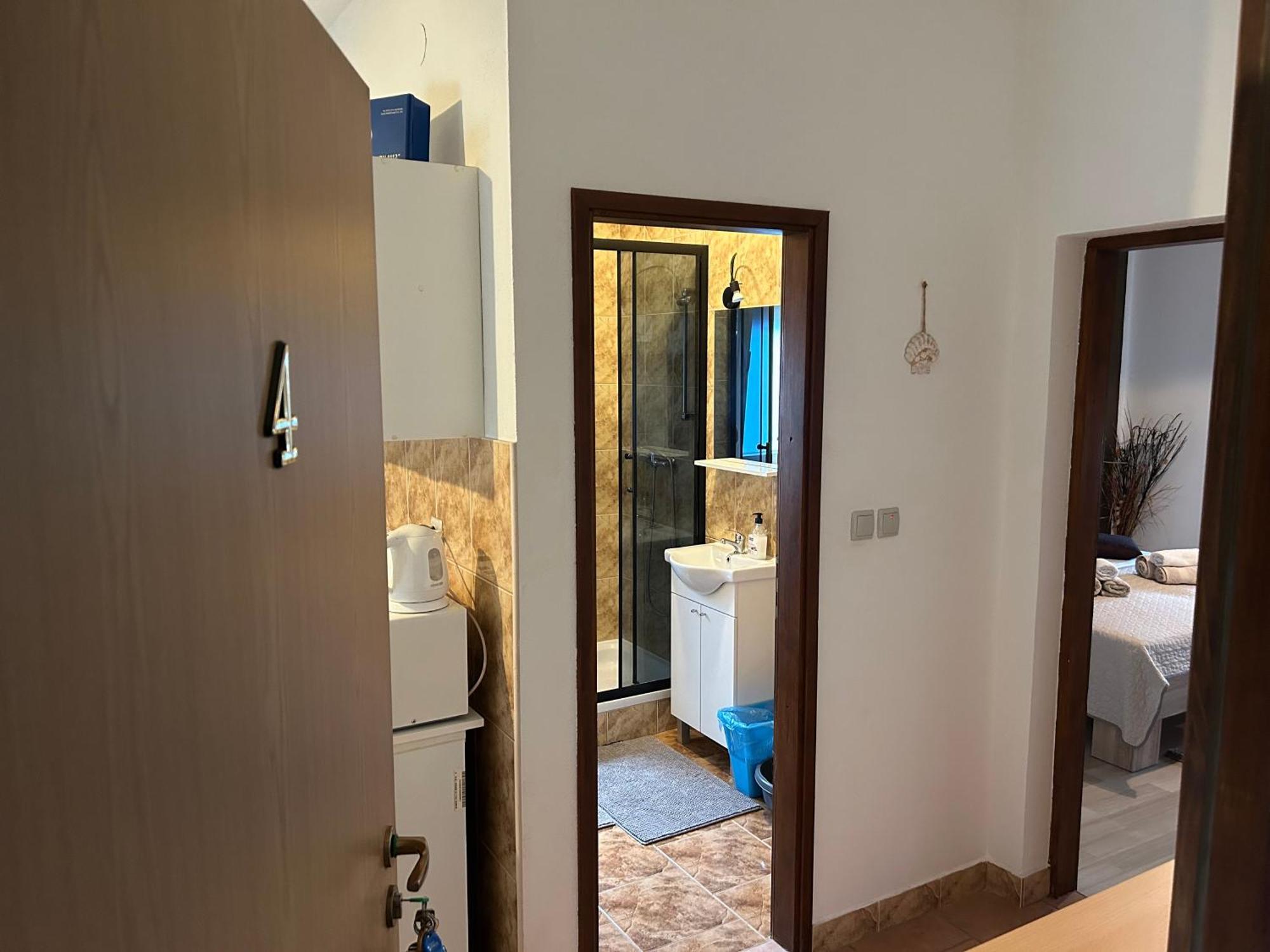 Guest House Ana ซาดาร์ ภายนอก รูปภาพ