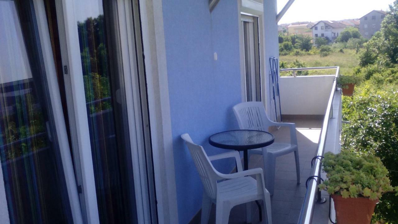 Guest House Ana ซาดาร์ ภายนอก รูปภาพ